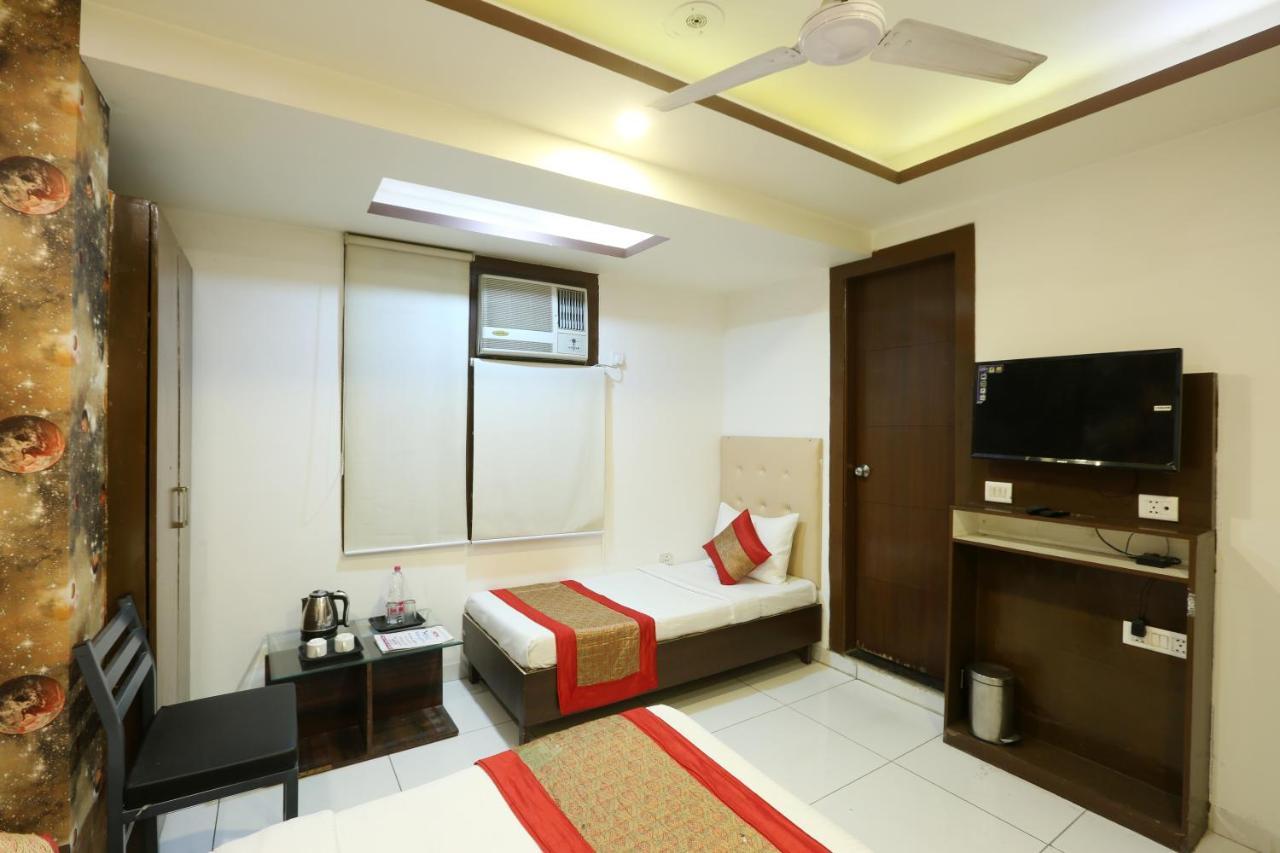 Hotel Qualia Suites At Delhi Airport New Delhi Exterior photo