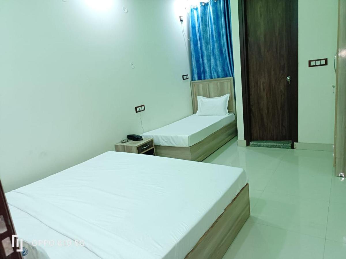 Hotel Qualia Suites At Delhi Airport New Delhi Exterior photo